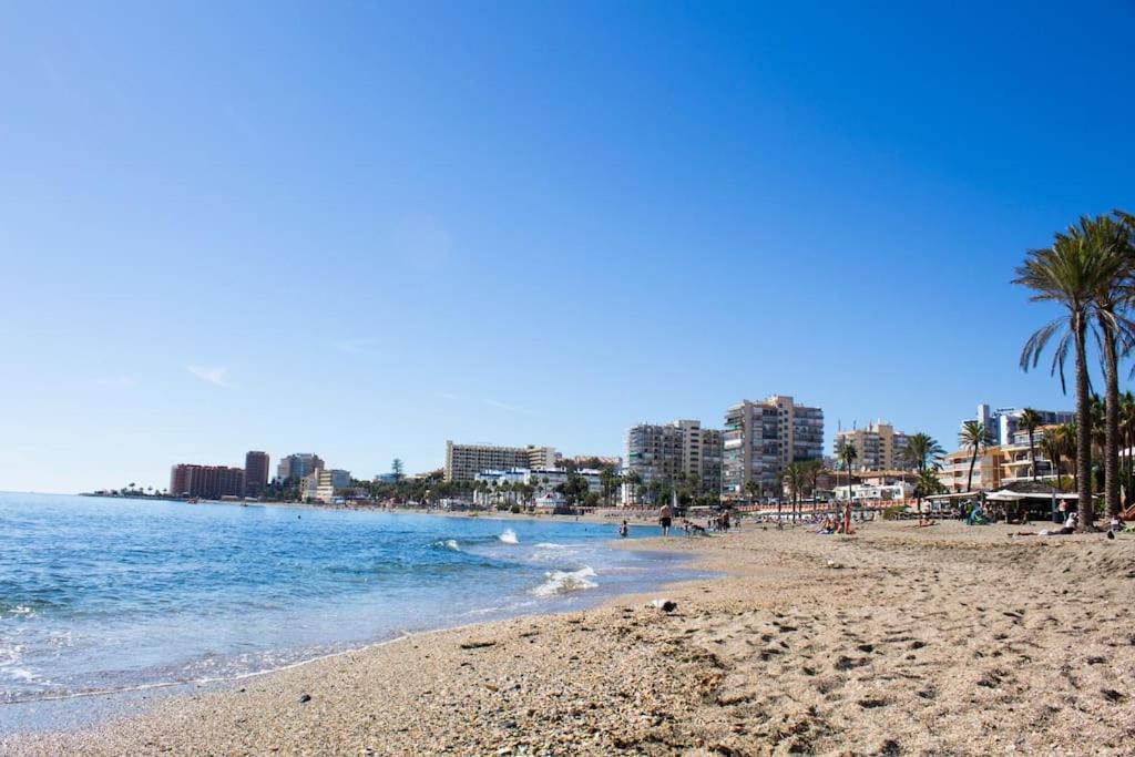 Wonderful Studio Apartment On The Beachfront Benalmádena Εξωτερικό φωτογραφία